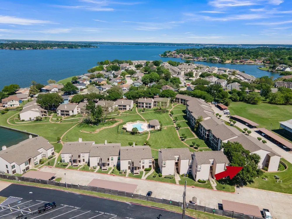 301 Lakeview Terrace Conroe, TX 77356