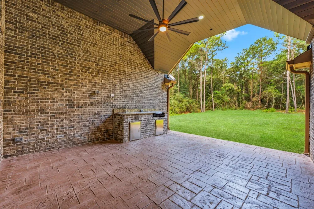 12956 Shady Woods Court Montgomery, TX 77316