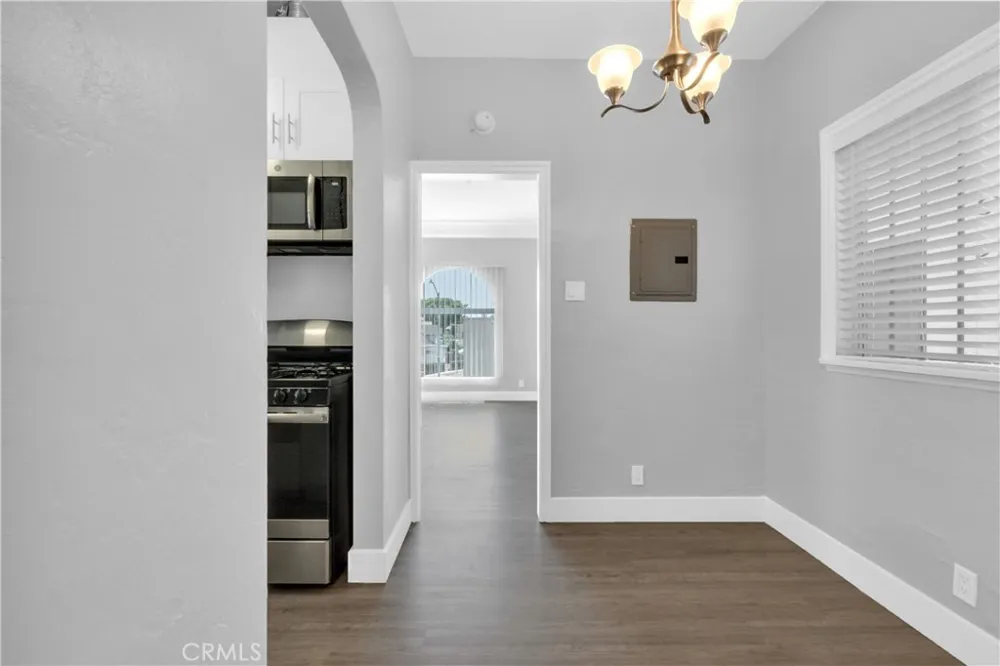 1211 Magnolia Avenue Long Beach, CA 90813