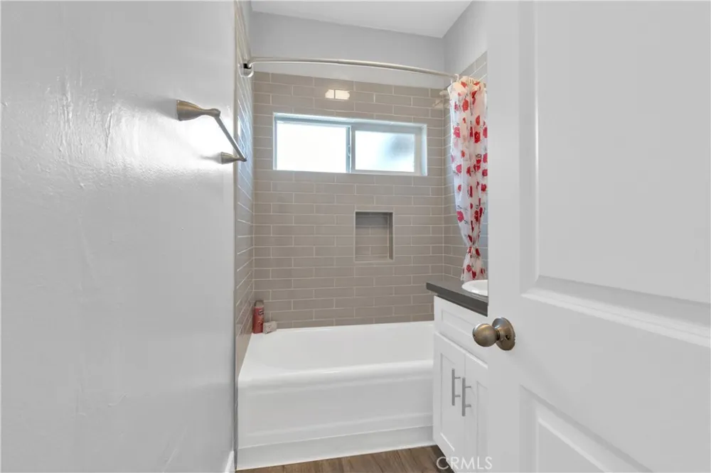 1211 Magnolia Avenue Long Beach, CA 90813