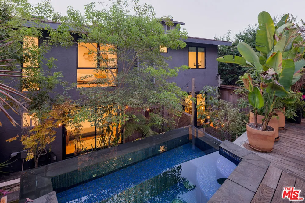 1851 Lobdell Place Los Angeles, CA 90026