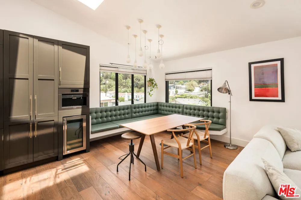 1851 Lobdell Place Los Angeles, CA 90026