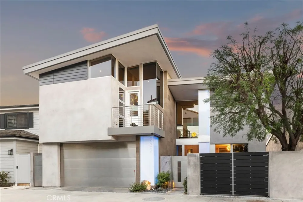232 Hazel Corona del Mar, CA 92625