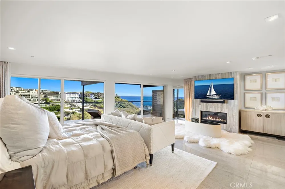 232 Hazel Corona del Mar, CA 92625