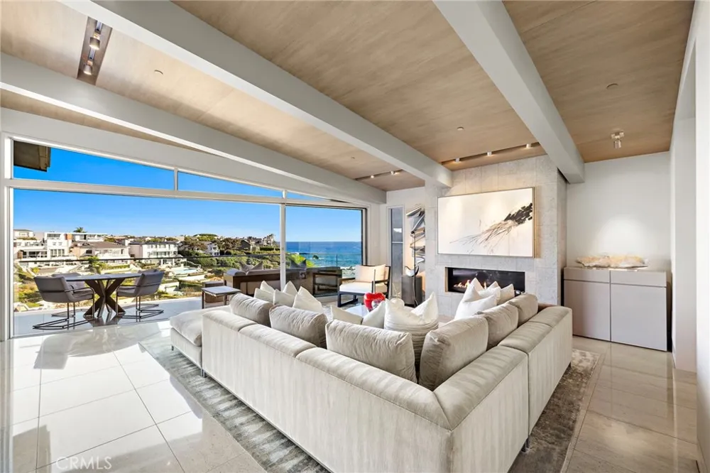 232 Hazel Corona del Mar, CA 92625