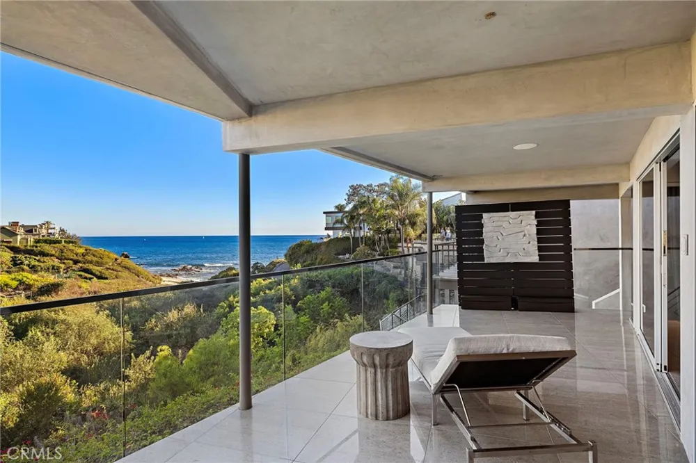 232 Hazel Corona del Mar, CA 92625