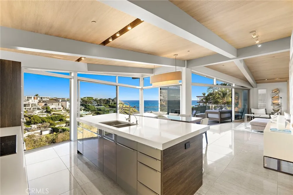 232 Hazel Corona del Mar, CA 92625