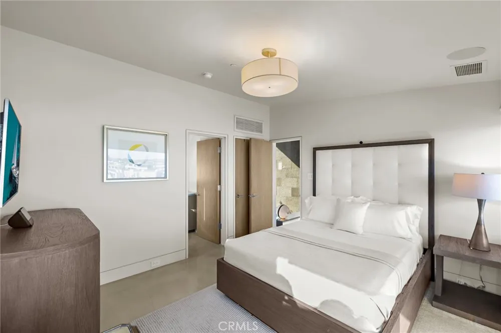 232 Hazel Corona del Mar, CA 92625