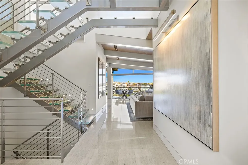 232 Hazel Corona del Mar, CA 92625