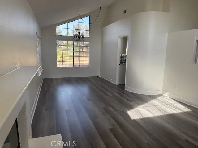 23298 Stony Creek Moreno Valley, CA 92557