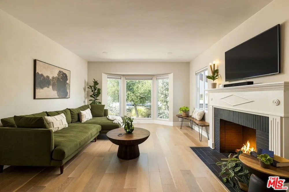 3536 West Boulevard Los Angeles, CA 90016