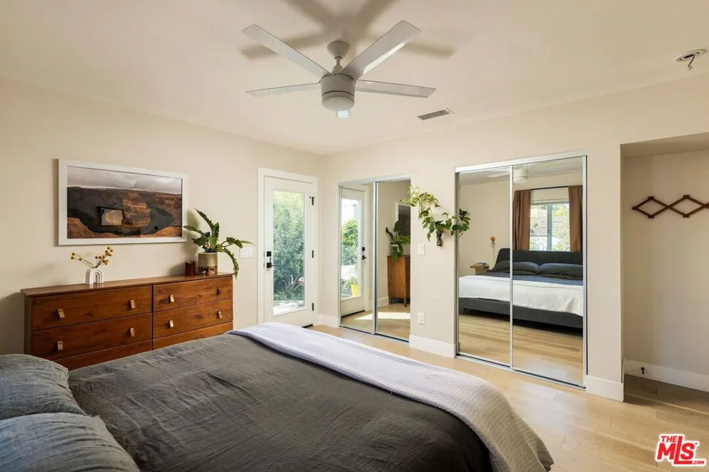 3536 West Boulevard Los Angeles, CA 90016