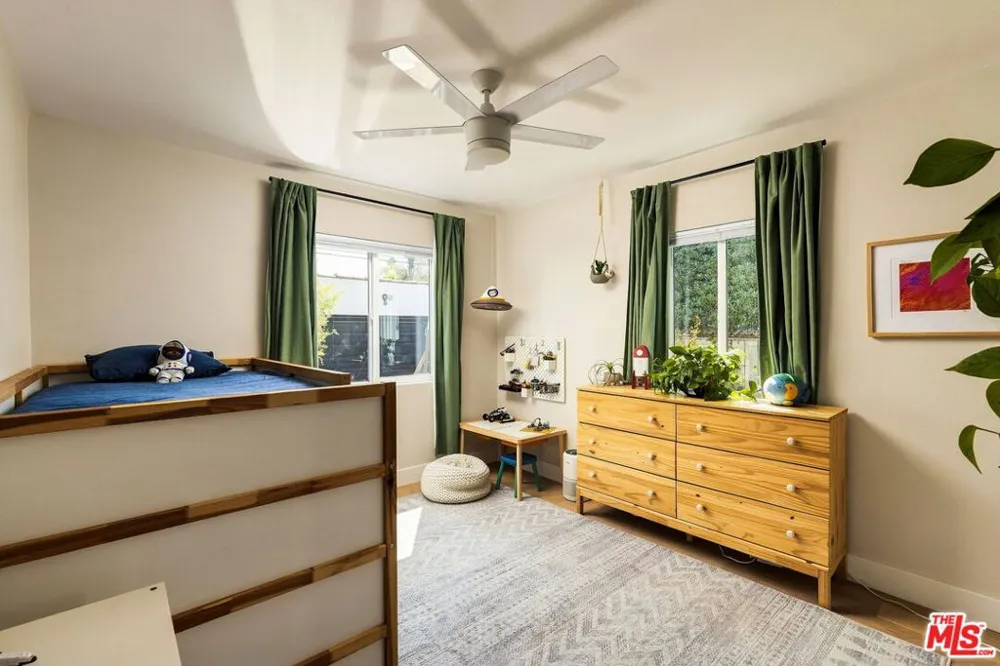 3536 West Boulevard Los Angeles, CA 90016