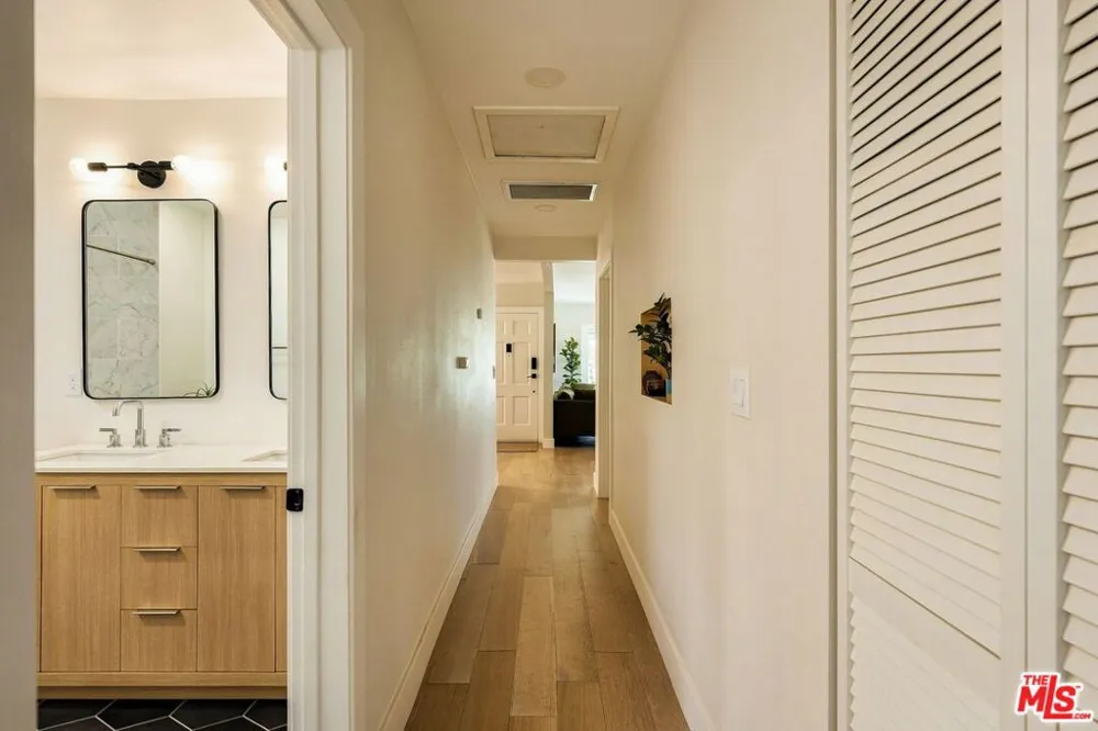 3536 West Boulevard Los Angeles, CA 90016