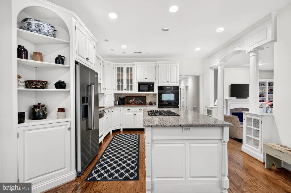 18 SEMINARY DRIVE Lutherville Timonium, MD 21093