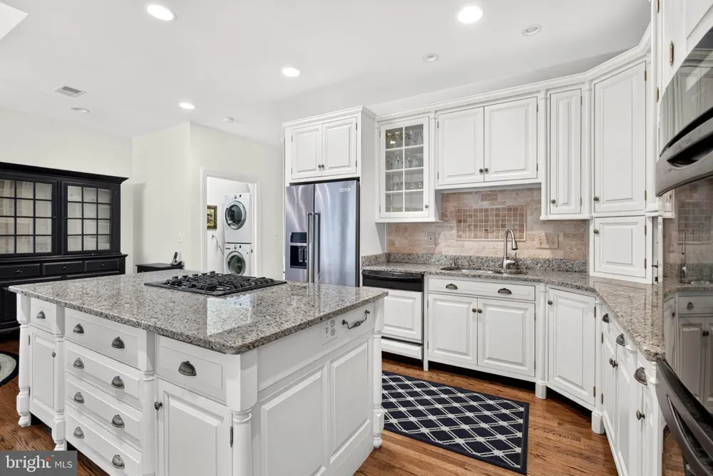18 SEMINARY DRIVE Lutherville Timonium, MD 21093