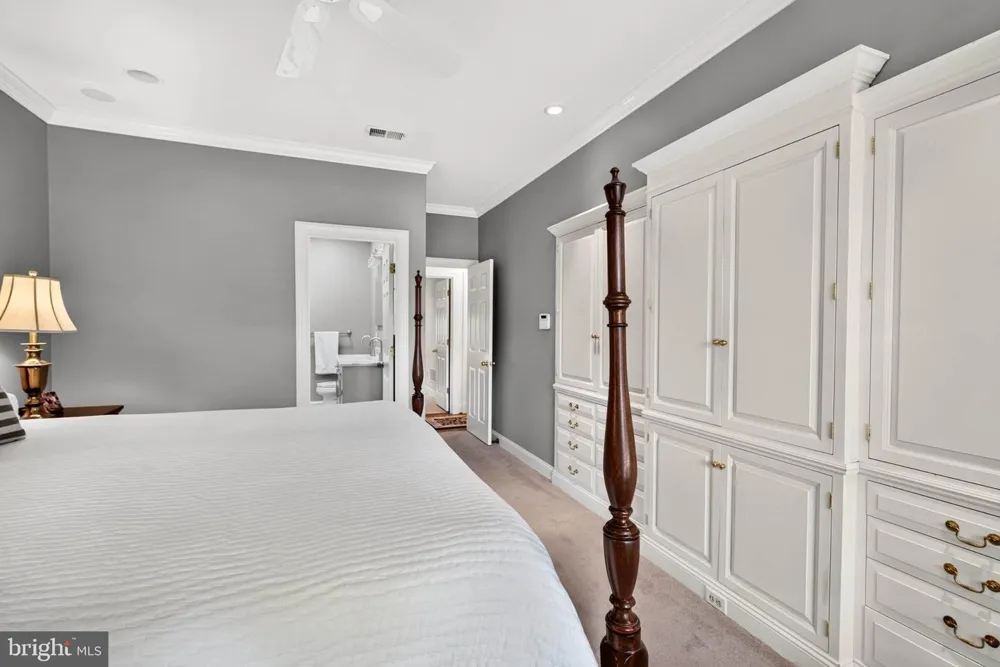 18 SEMINARY DRIVE Lutherville Timonium, MD 21093