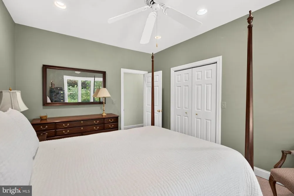 18 SEMINARY DRIVE Lutherville Timonium, MD 21093