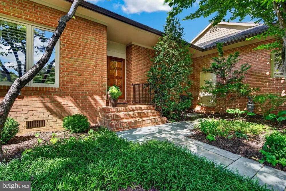 18 SEMINARY DRIVE Lutherville Timonium, MD 21093