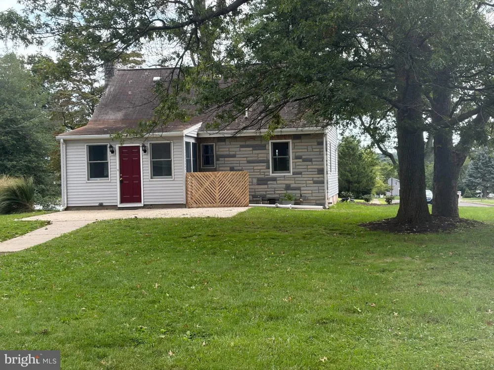 1538 GREEN LANE ROAD #A Lansdale, PA 19446