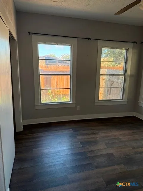 215 Houston Avenue Cameron, TX 76520