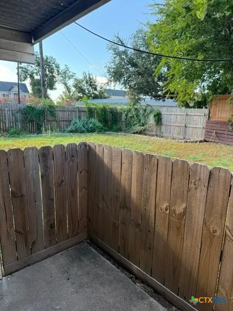 215 Houston Avenue Cameron, TX 76520