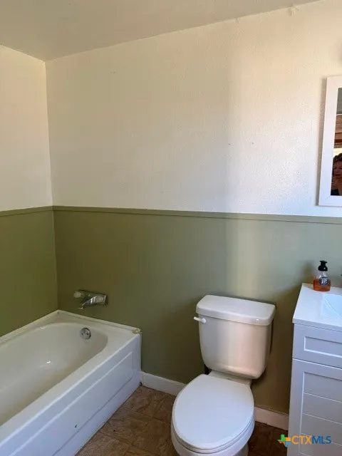 215 Houston Avenue Cameron, TX 76520