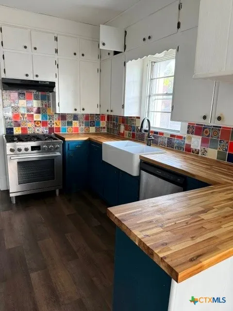 215 Houston Avenue Cameron, TX 76520