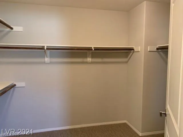 9584 Abbey Pond Avenue Las Vegas, NV 89148