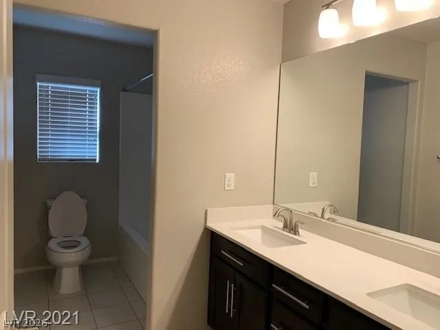 9584 Abbey Pond Avenue Las Vegas, NV 89148
