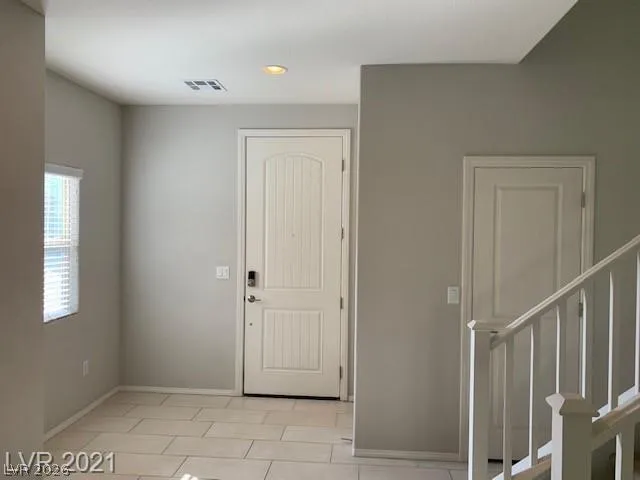 9584 Abbey Pond Avenue Las Vegas, NV 89148