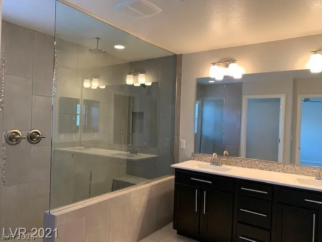 9584 Abbey Pond Avenue Las Vegas, NV 89148