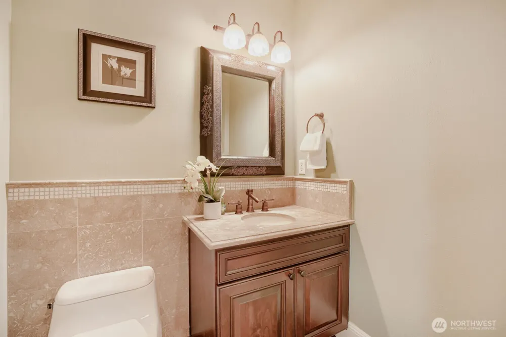 13042 NE 8th Street Bellevue, WA 98005