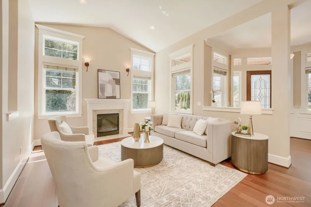 13042 NE 8th Street Bellevue, WA 98005
