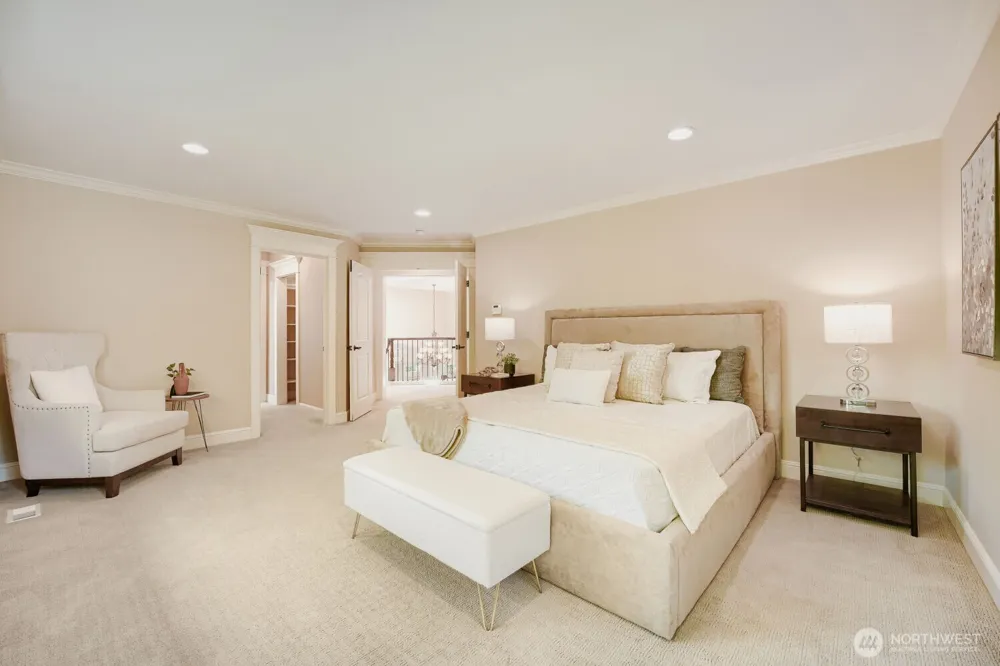 13042 NE 8th Street Bellevue, WA 98005