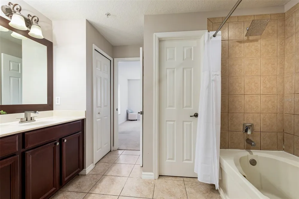 9743 BISCOTTI AVENUE Orlando, FL 32829