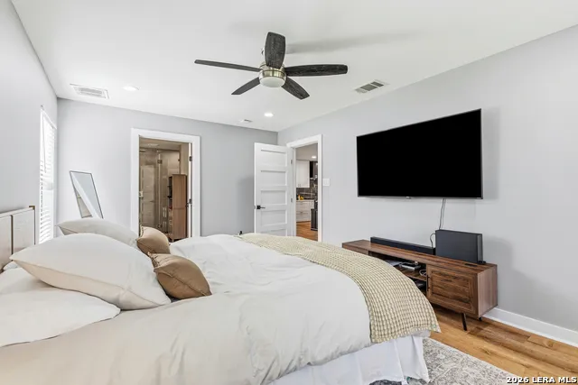 227 W HIGHLAND DR Boerne, TX 78006
