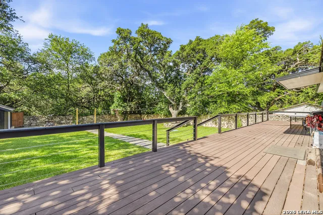 227 W HIGHLAND DR Boerne, TX 78006
