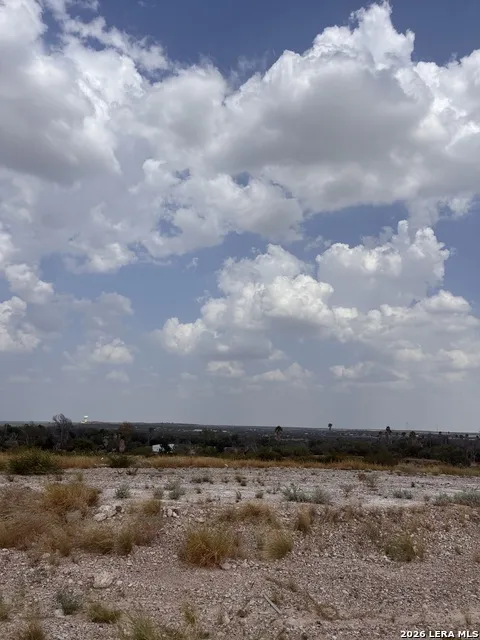 368 Paseo Del Lago Eagle Pass, TX 78852