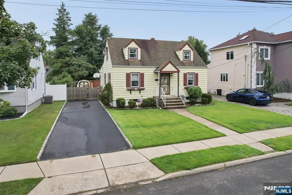 39-18 Jasper Road Fair Lawn, NJ 07410