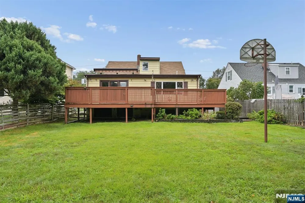 39-18 Jasper Road Fair Lawn, NJ 07410