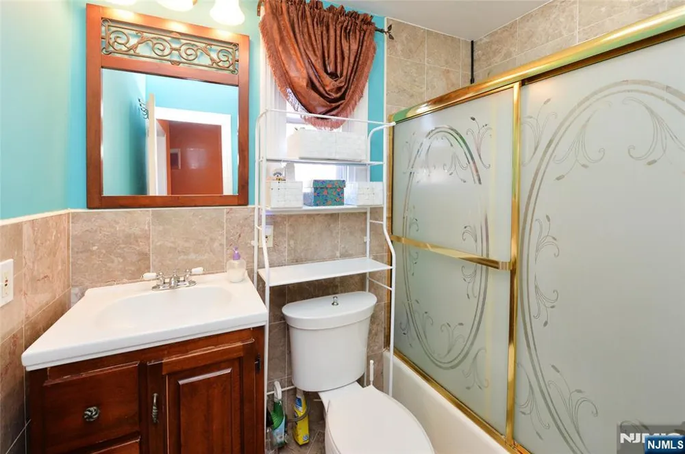 61 Bergen Avenue Clifton, NJ 07011