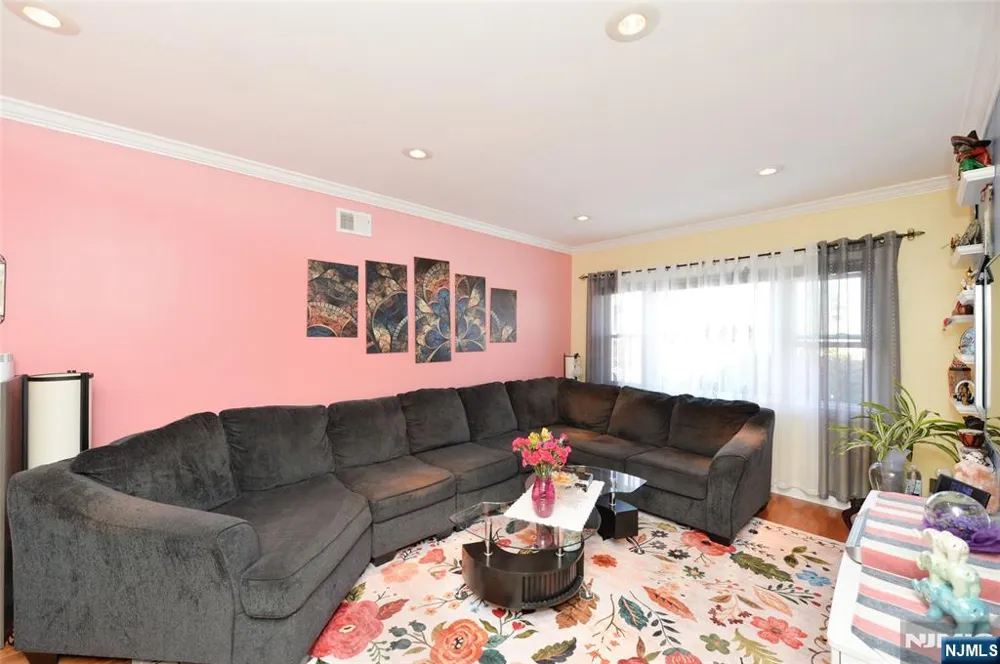 61 Bergen Avenue Clifton, NJ 07011