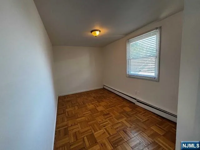 703 Teneyck Avenue 1 Lyndhurst, NJ 07071