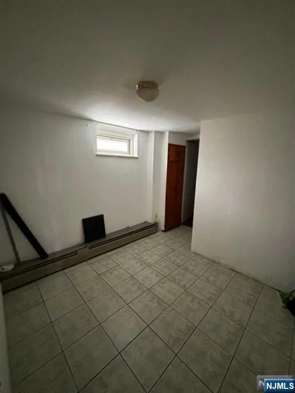 703 Teneyck Avenue 1 Lyndhurst, NJ 07071