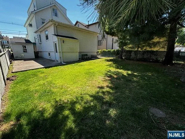 703 Teneyck Avenue 1 Lyndhurst, NJ 07071