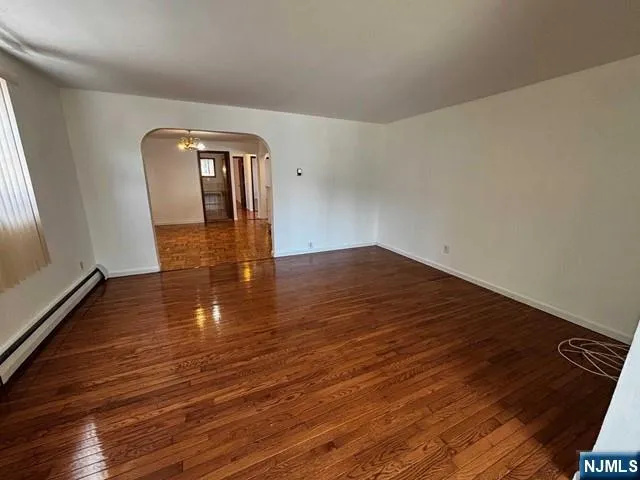 703 Teneyck Avenue 1 Lyndhurst, NJ 07071