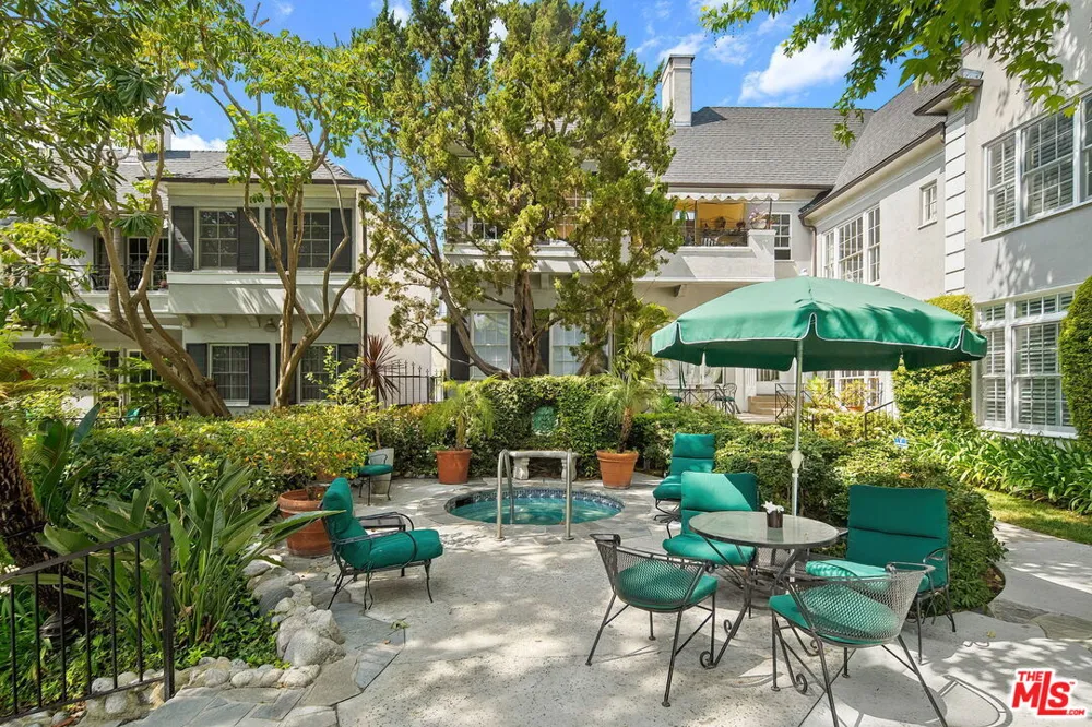 1327 Hayworth Avenue West Hollywood, CA 90046