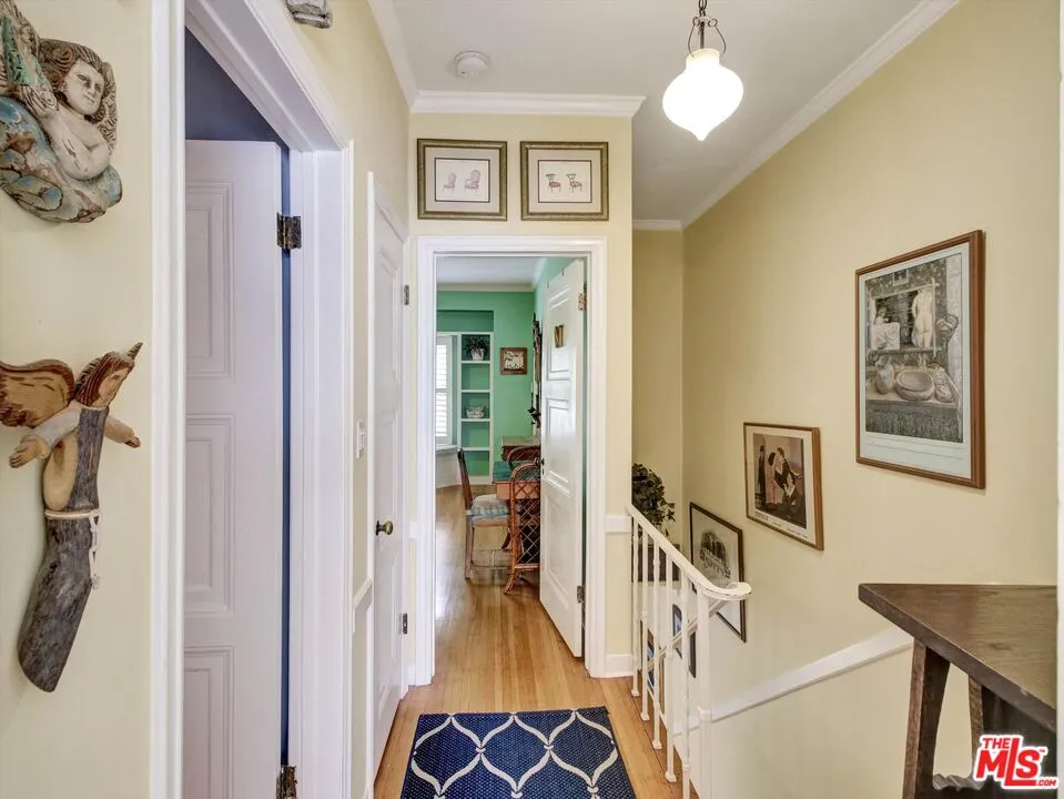 1327 Hayworth Avenue West Hollywood, CA 90046