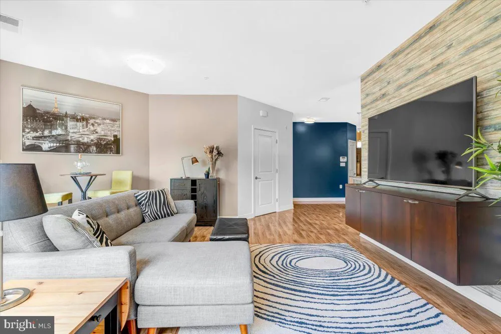 8005 13TH STREET #106 Silver Spring, MD 20910